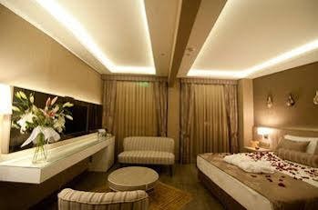 Ayramin Hotel