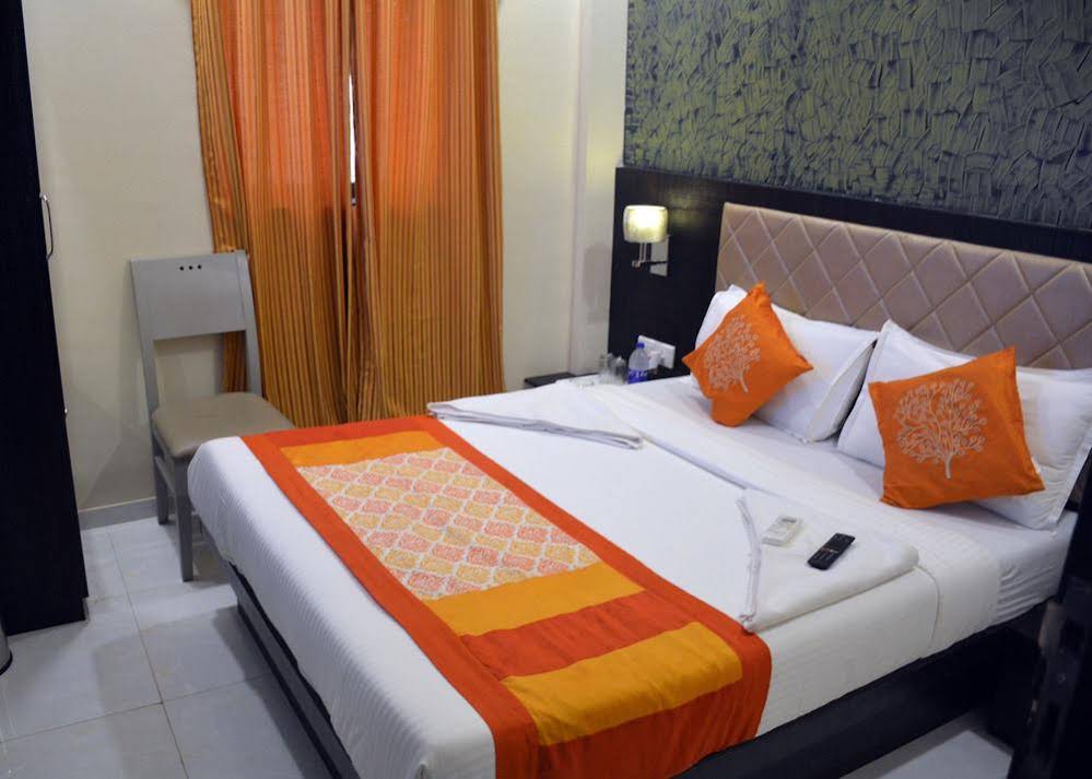 Hotel Adnoc Inn