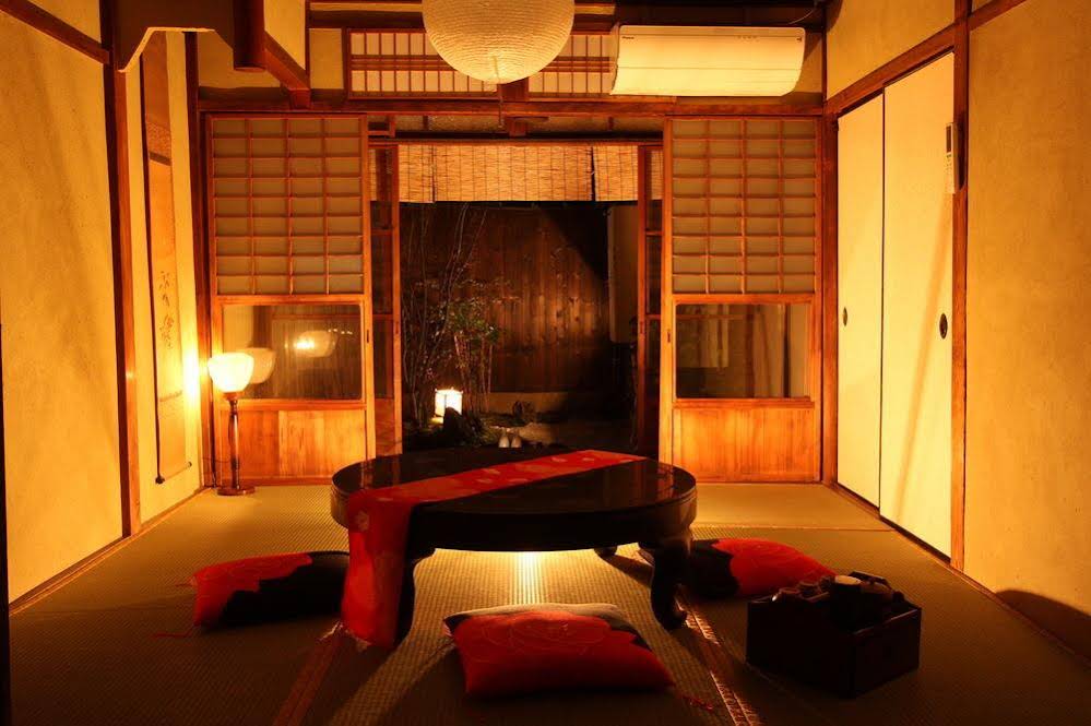 Naokonoza Bettei Aburanokoji