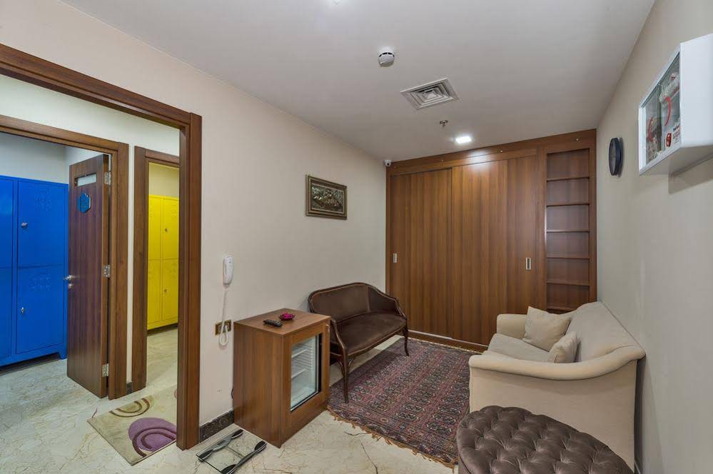 Aprilis Gold Hotel
