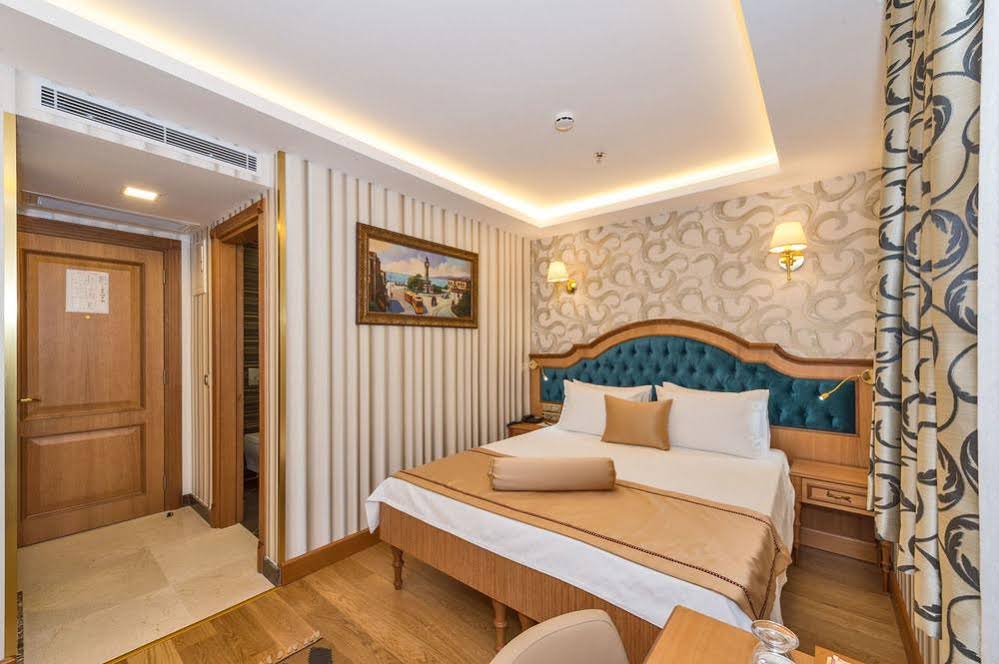 Aprilis Gold Hotel