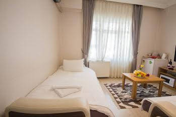 Feyza Apartments
