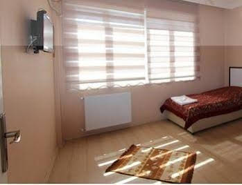 Rouge Noire Hotel
