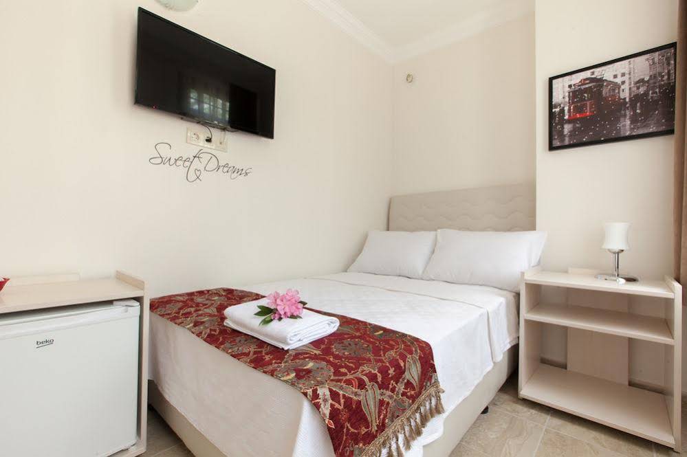 Galley Hotel