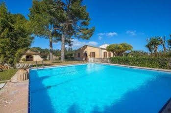 Villa Can Cirerol