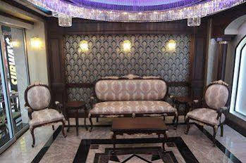 Golden Pen Hotel