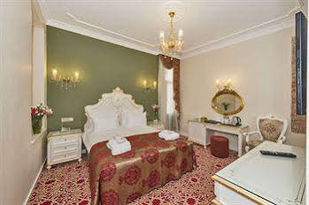 By Murat Crown Hotels