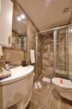 Ayramin Hotel
