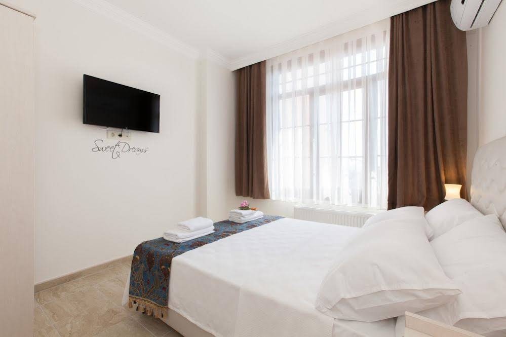 Galley Hotel