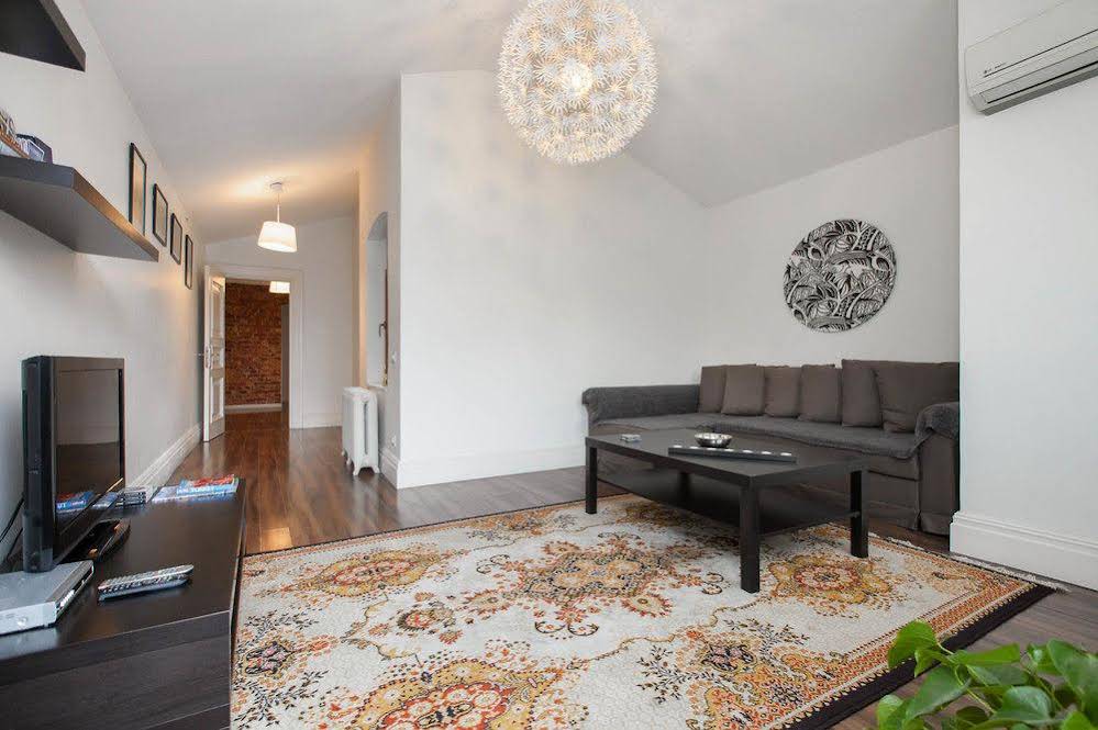 Tarus Apartments Taksim
