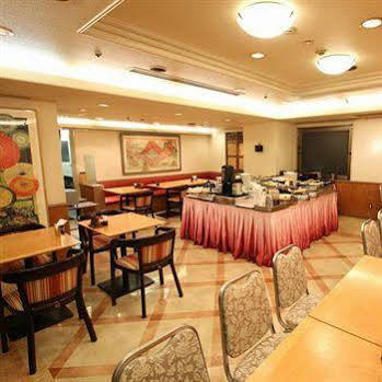 Court Hotel Kyoto Shijo