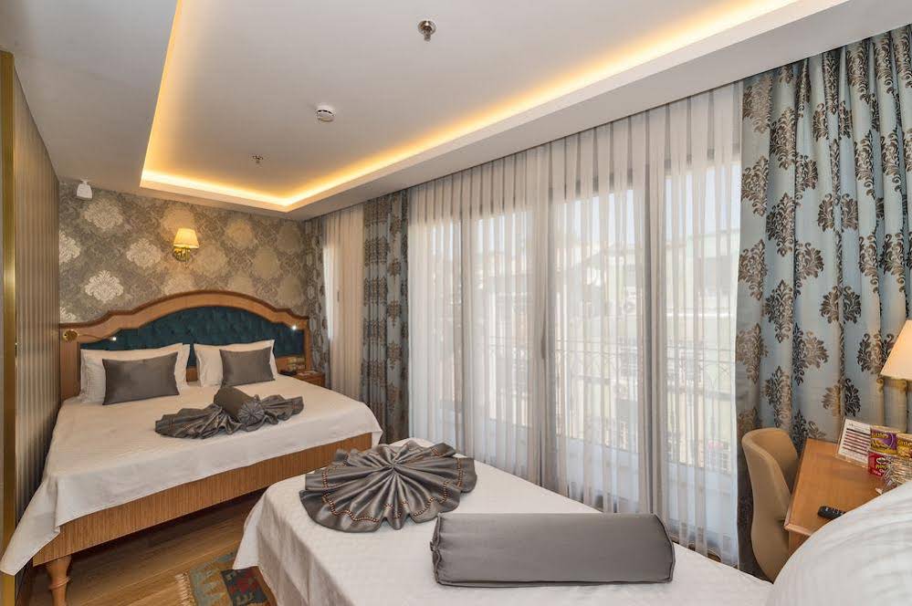 Aprilis Gold Hotel