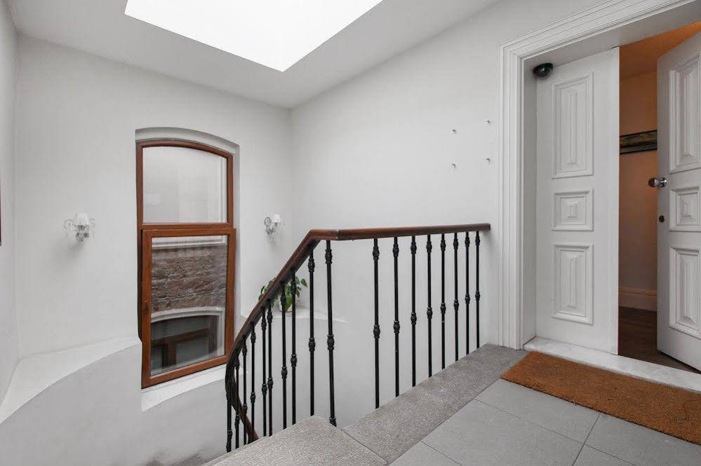 Tarus Apartments Taksim
