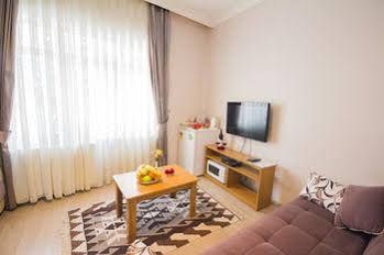Feyza Apartments
