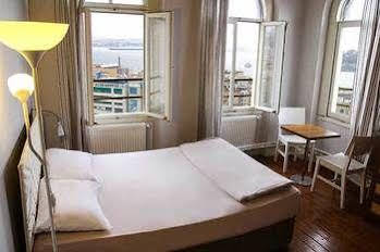 World House Apartments