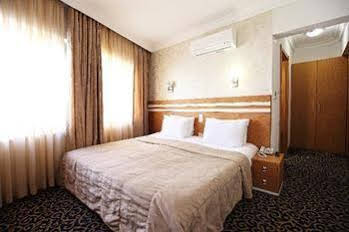 Aspalace Hotel