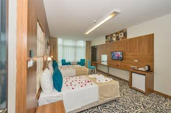 New My World Hotel