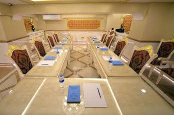 Golden Taha Hotel