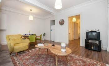 Tarus Apartments Taksim