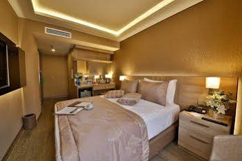 Ayramin Hotel