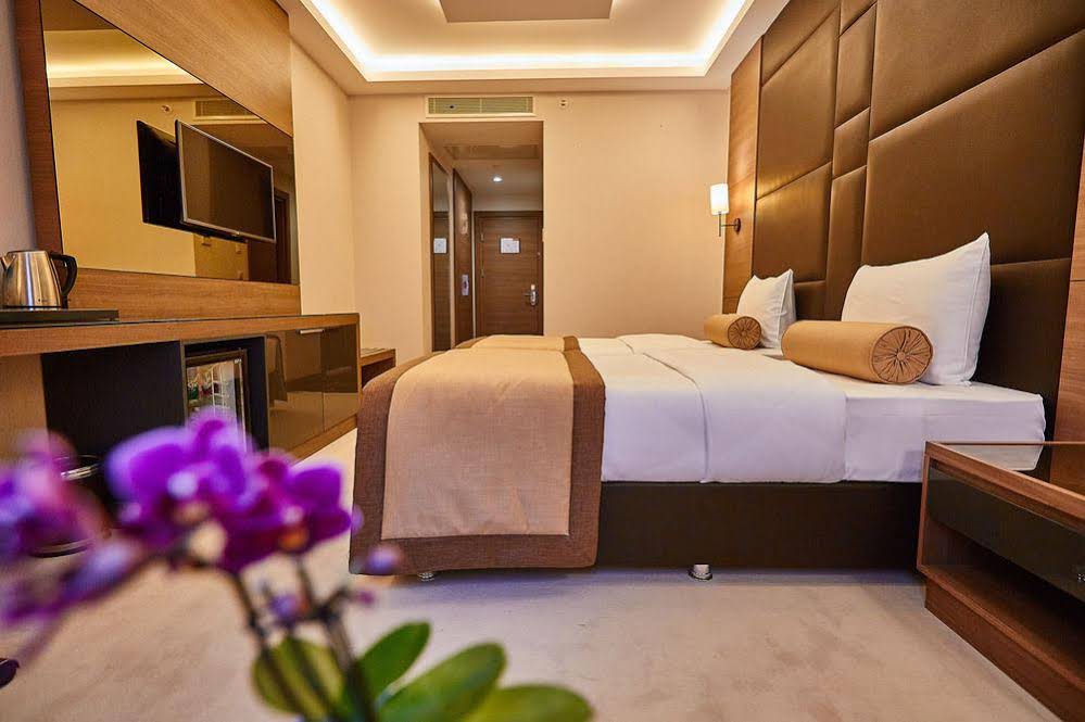 Inside Hotel Sisli