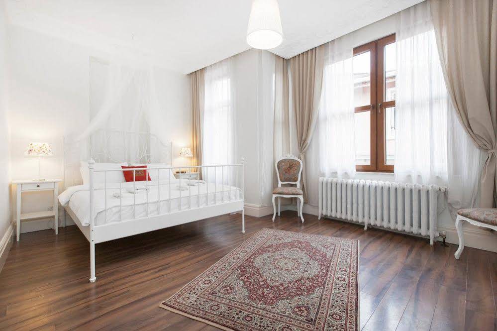 Tarus Apartments Taksim