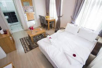 Feyza Apartments