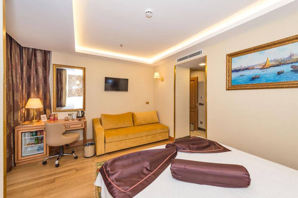 Aprilis Gold Hotel