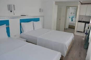 VIP Gold Suites