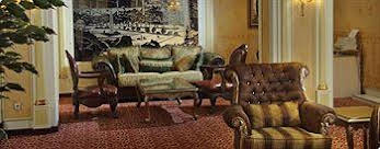 Lady Diana Hotel