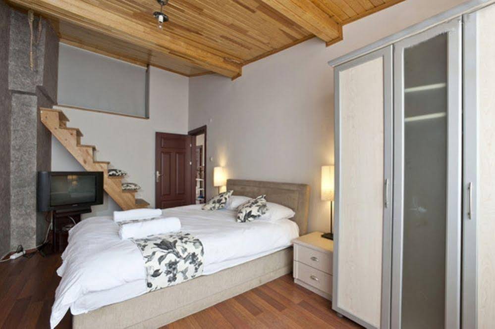 Adonis House Taksim