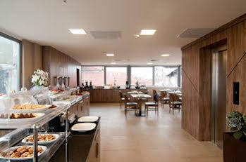 Ayramin Hotel