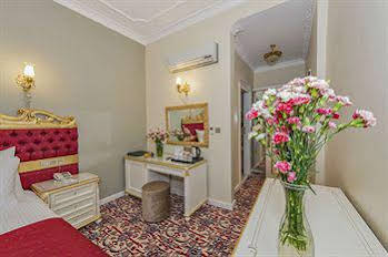 By Murat Crown Hotels