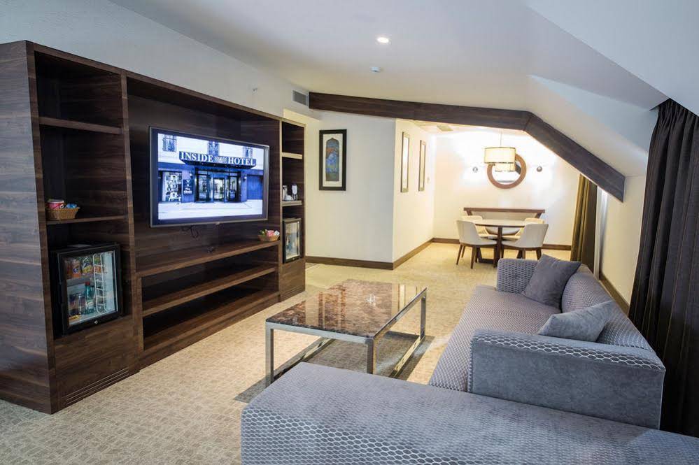 Inside Hotel Sisli