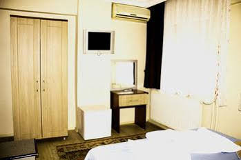 Gur Hotel