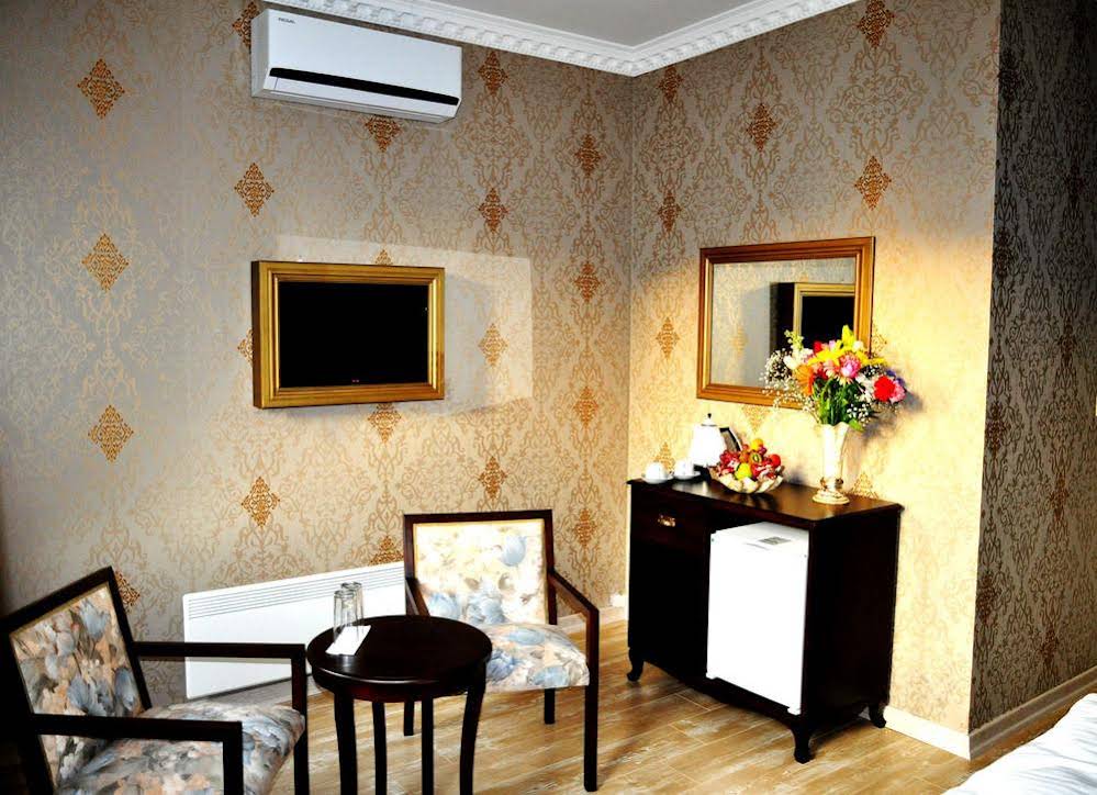 Taksim House