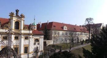 Loreta Hotel