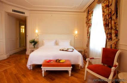 Corinne Hotel
