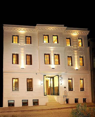 Mari Time Hotel