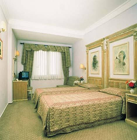 Romance Hotel - Boutique Class