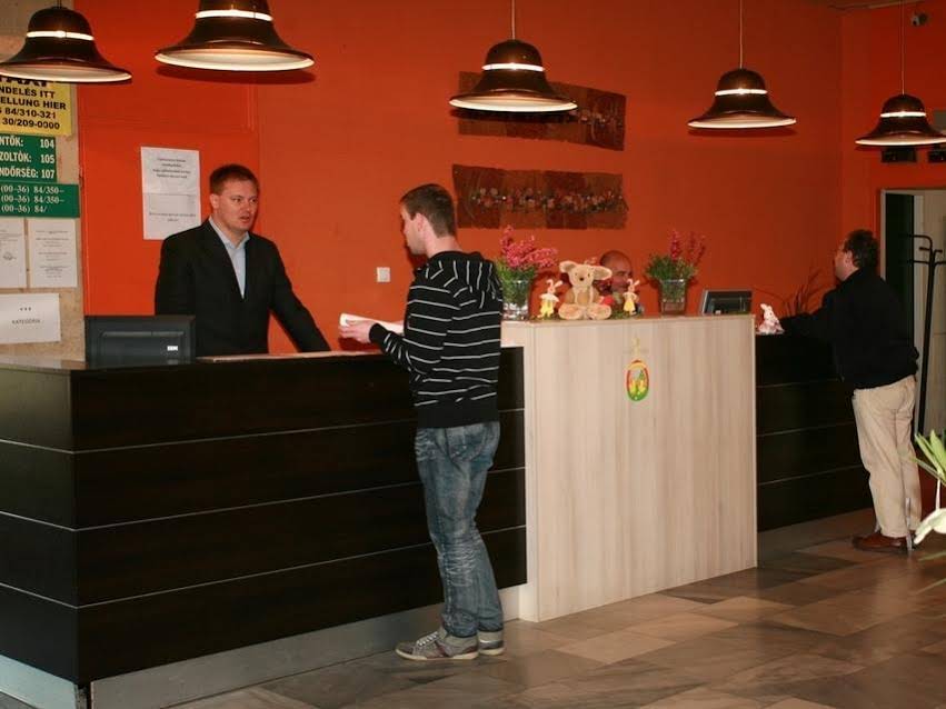 Silver Beach Retro Hotel