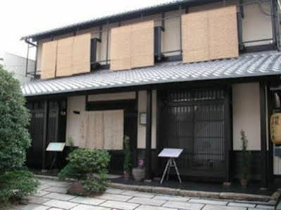 Kuretakean Hotel