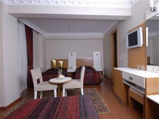 Baron Hotel