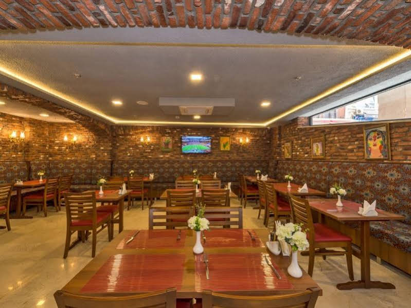 Aprilis Gold Hotel