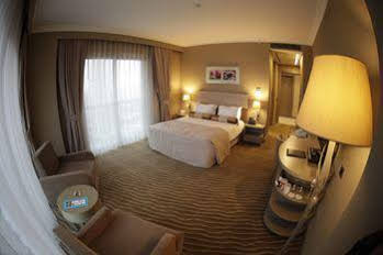 Silence Istanbul Hotel and Convention Center