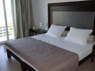OLA EL VISTAMAR HOTEL