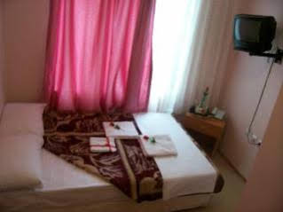 Rose Hotel - Old City