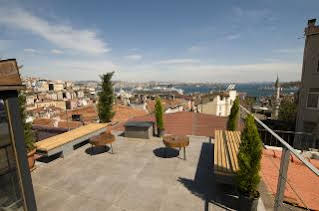 Stories Rooms Galata