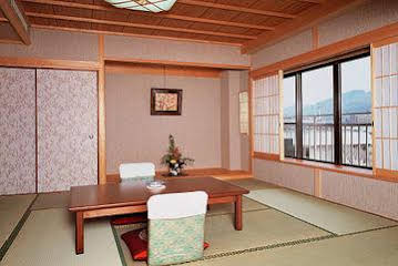 TAKIGAWA RYOKAN HONKAN