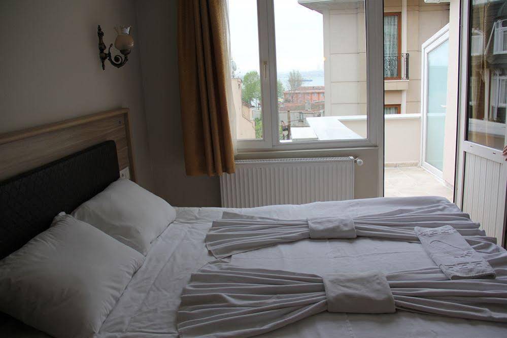 Bonjour Hotel